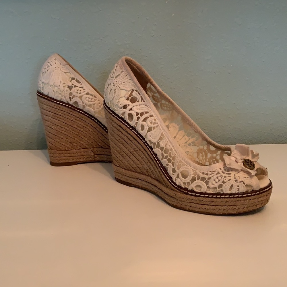 Tory Burch Jackie Peep Toe White Lace Espadrille Wedge